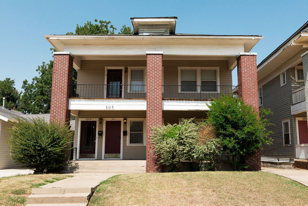 305 Northwest 25th Street - 305.5